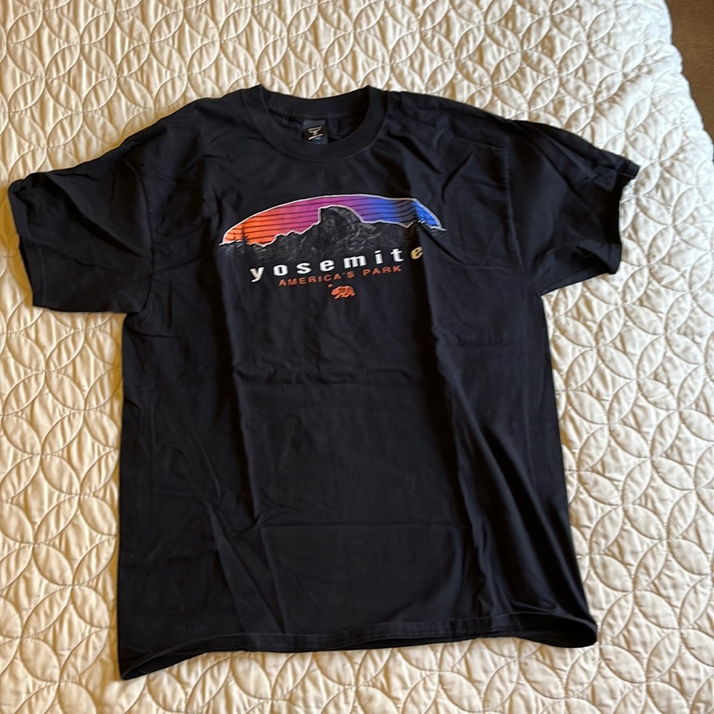Yosemite tee